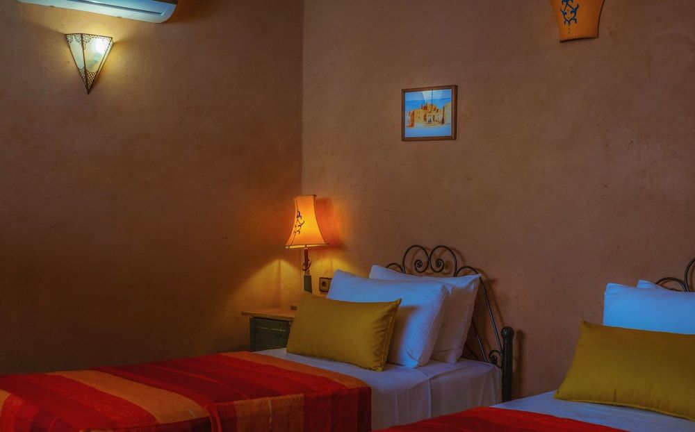 Dar Amoudou Standard Triple Room (Jardin) 5