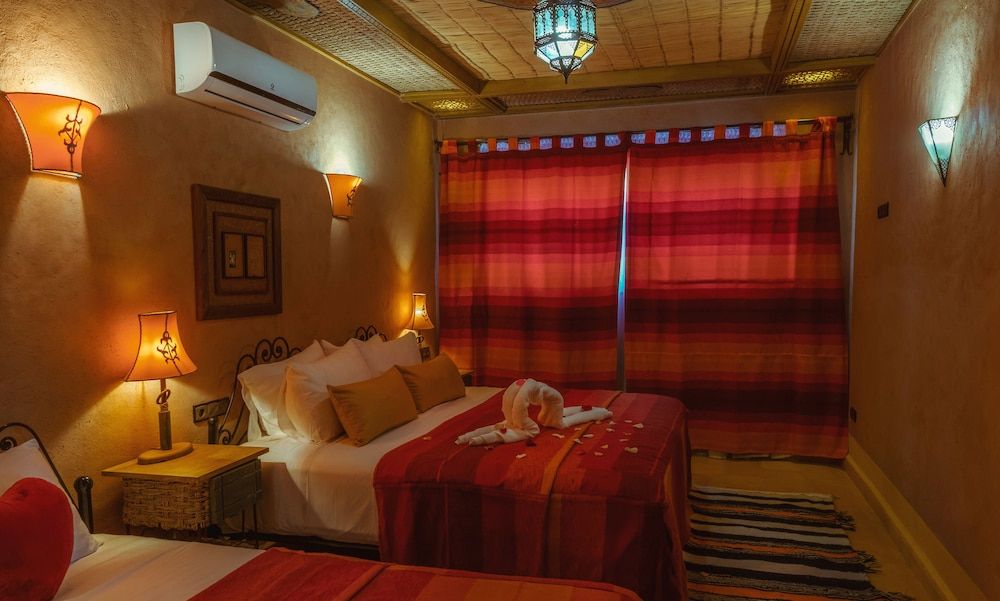 Dar Amoudou Standard Triple Room (Taourirte)