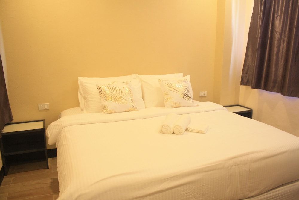 Babylon Oslob Coast Guesthouse