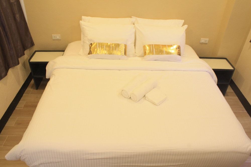 Babylon Oslob Coast Guesthouse Standard Room 2