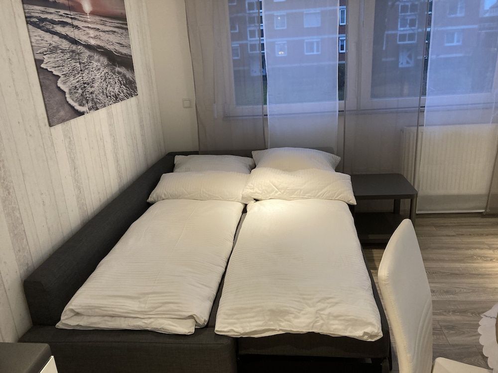 Messe-hotelzimmer-appartements Superior Apartment, Private Bathroom, Garden View (Zimmer 102)