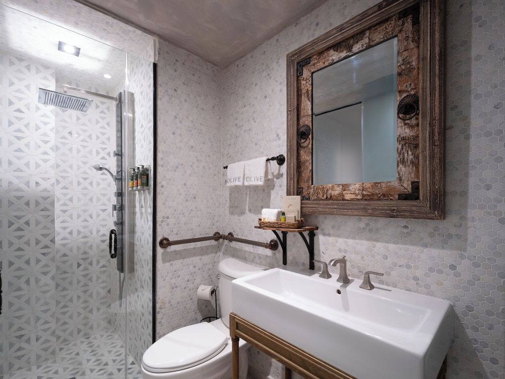 Honeymoon Suite (Gran Cru)