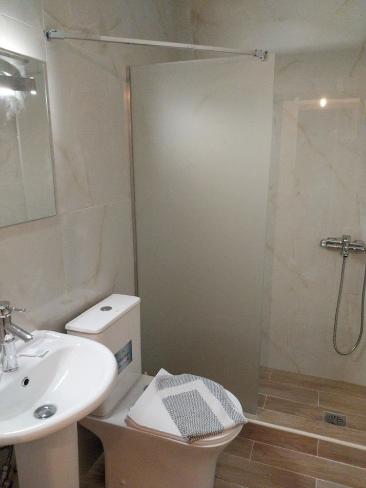 Basic Quadruple Room