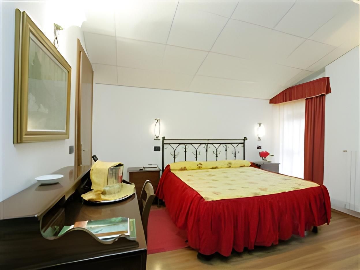 Classic Double Room
