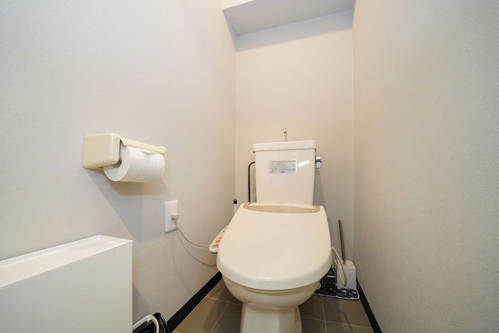 88 Matsui Building Basic Apartment, 2 Bedrooms, Non Smoking (802) 11