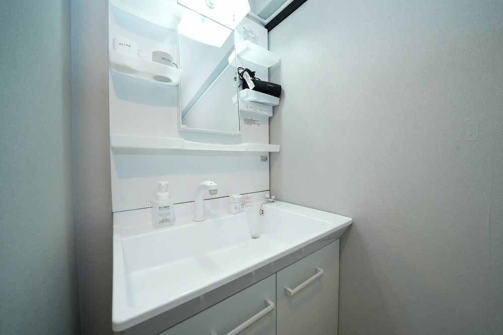 88 Matsui Building Basic Apartment, 2 Bedrooms, Non Smoking (802) 14