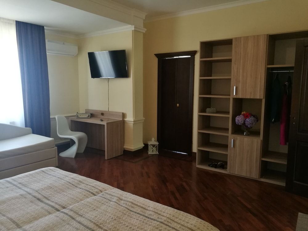 Villa Princi Luxury Room 3