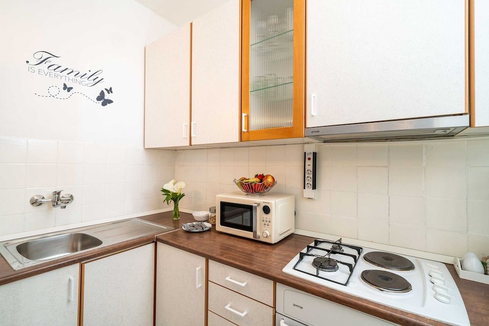 undefined Apartments Nico 9