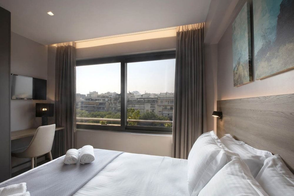 undefined City Lights Athens 4