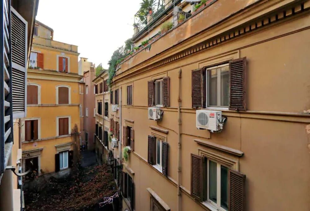 undefined Flatinrome Boutique Navona 7