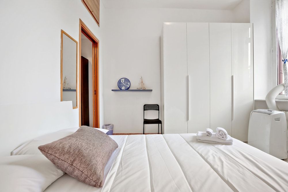 undefined Cenisio 54 8