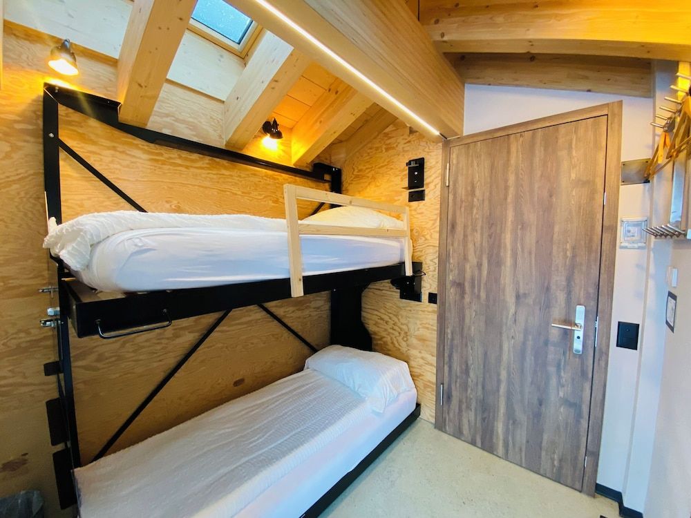 undefined Peaky Riders Self Check-in Hotel 2