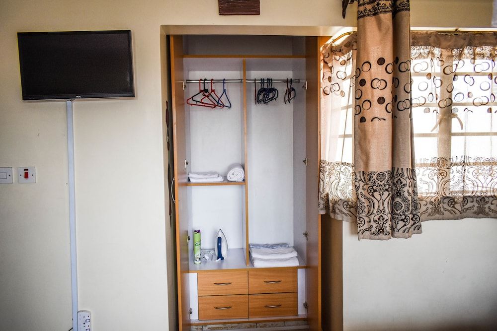 undefined Affordable furnished studio apartment 9