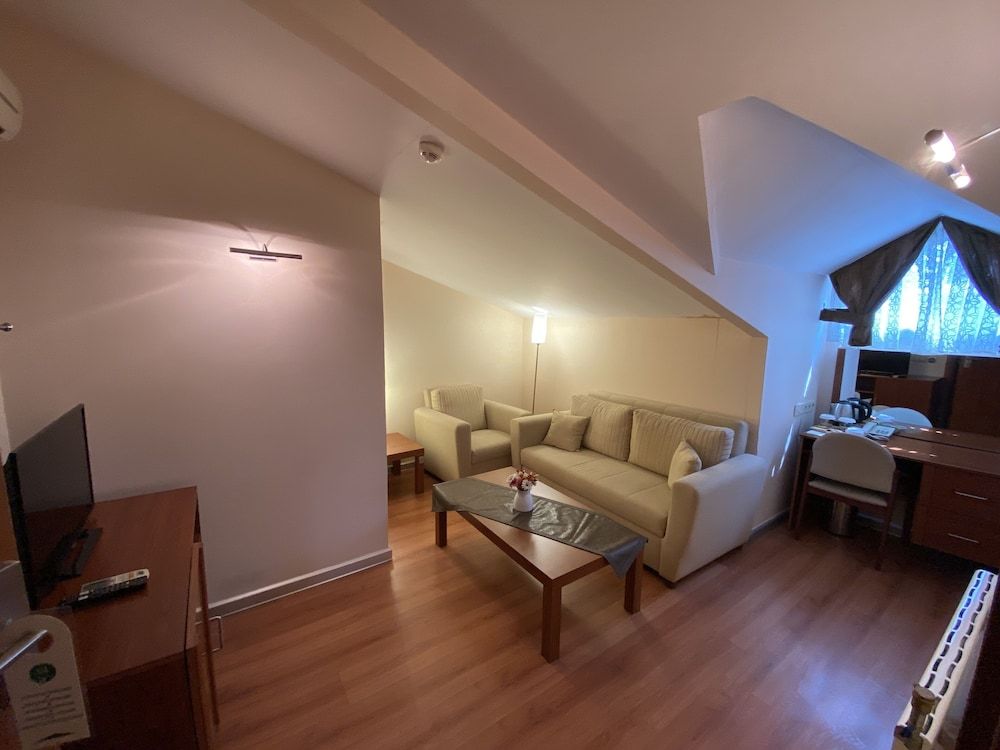 undefined Triada Hotel Gayrettepe 9