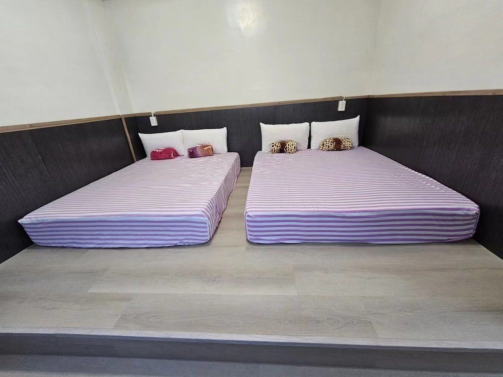 Heping No. 28 Quadruple Room 3