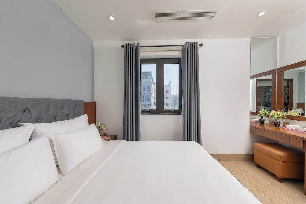 undefined Sana Danang Beach Hotel 5