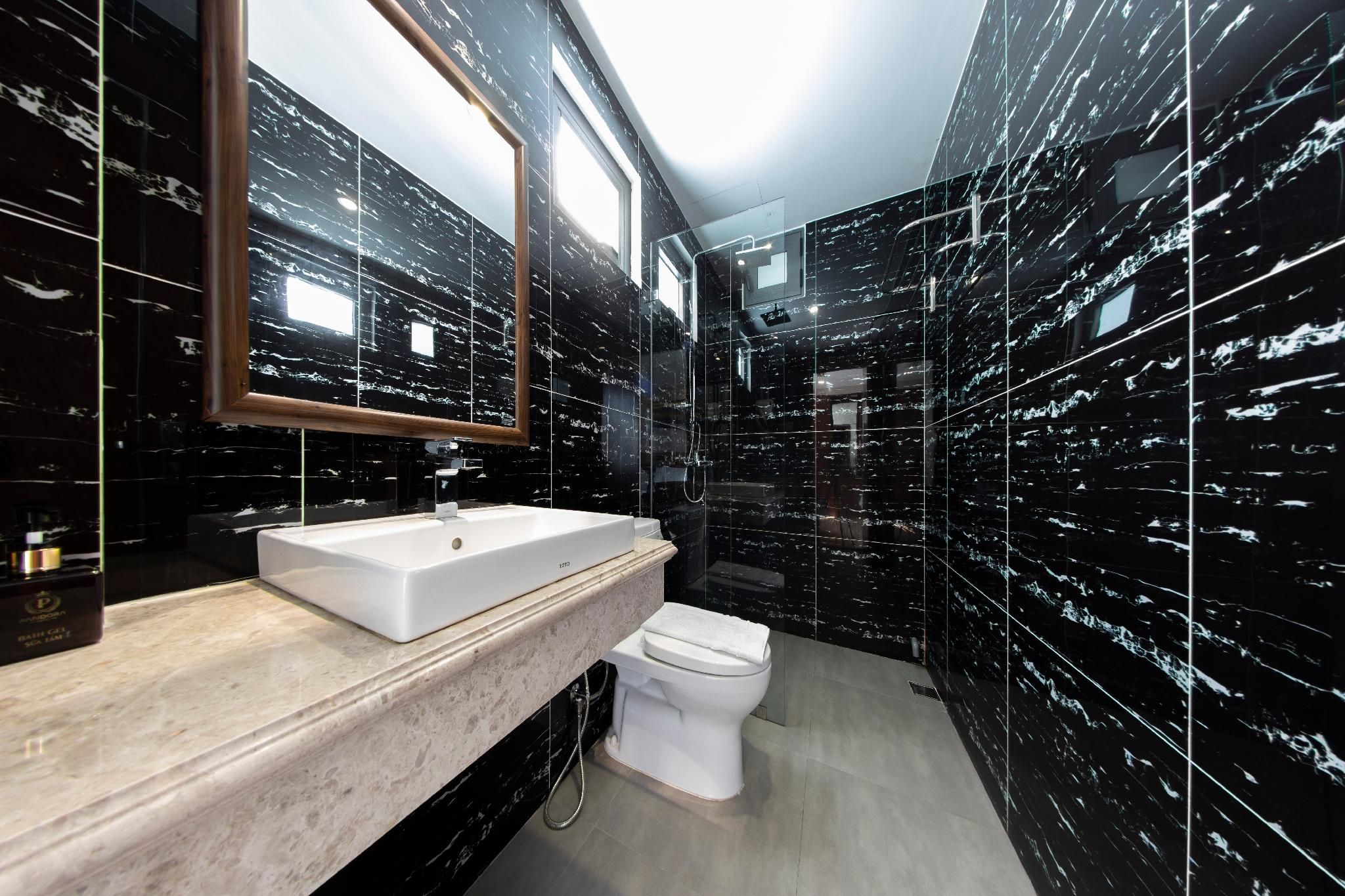 Deluxe Double Partial Sea View