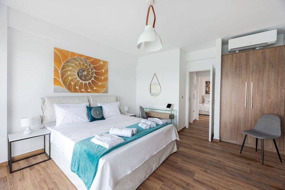Luxury Suite, Sea View (Tyche)