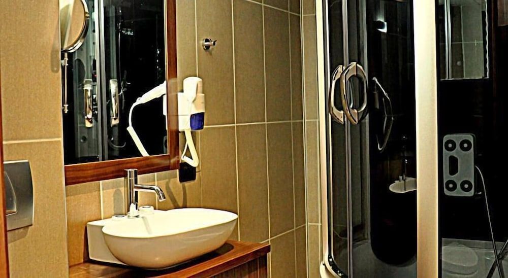 Simre Otel Suite, City View 3