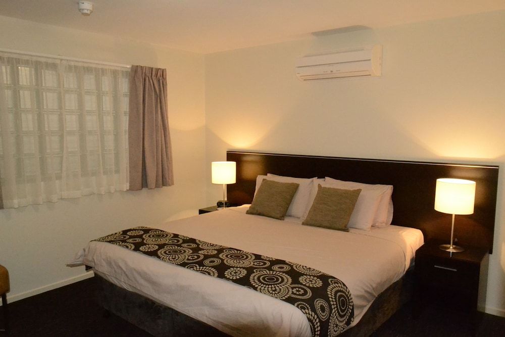 Bay View Villas Standard One Bedroom Apartment 2