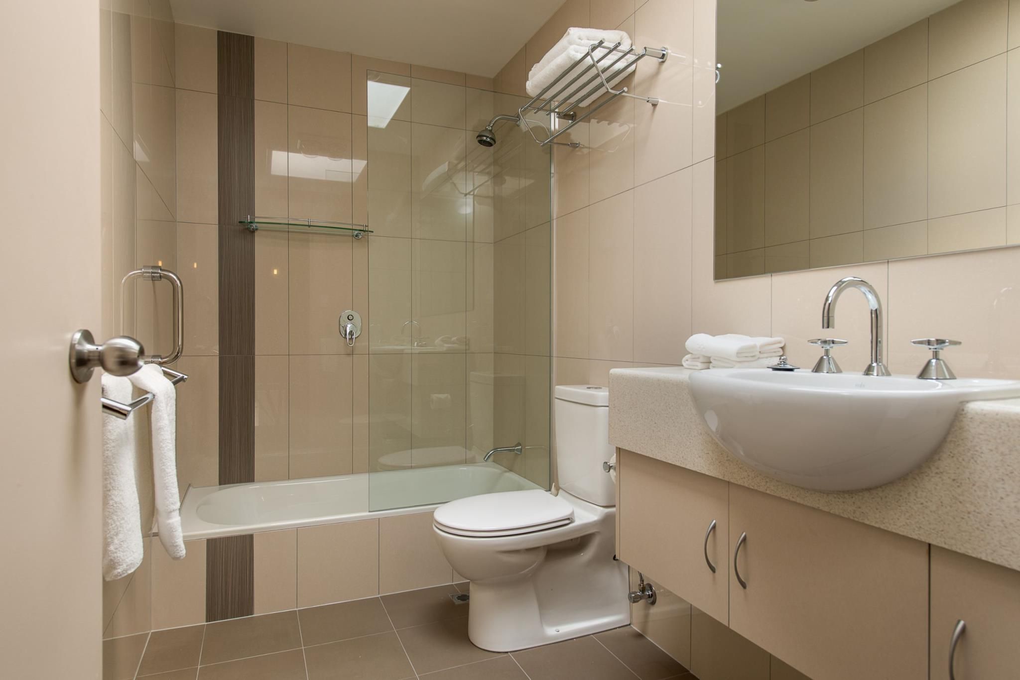 2-Bedroom Harbour View Apartment