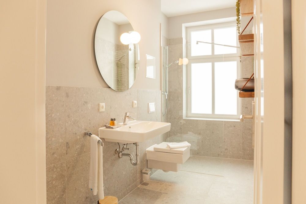 OSTKÜSTE - Kaiser Karl Design Apartments Studio, 1 Queen Bed, Ground Floor 2