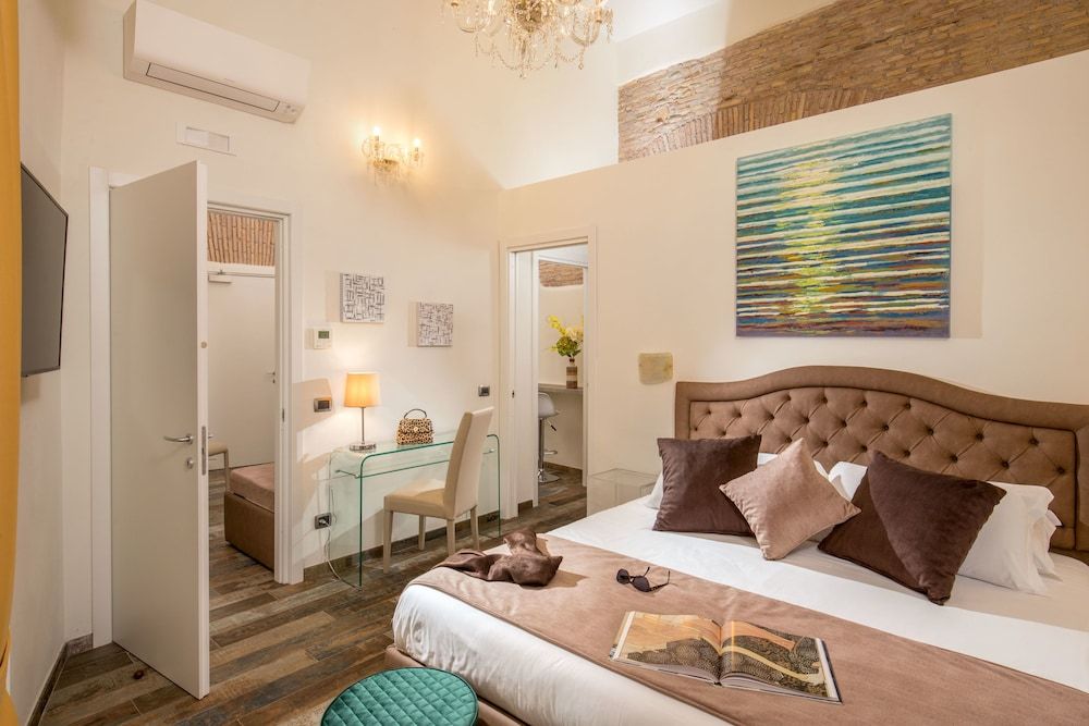 MySuite Tower Pantheon Suite 2