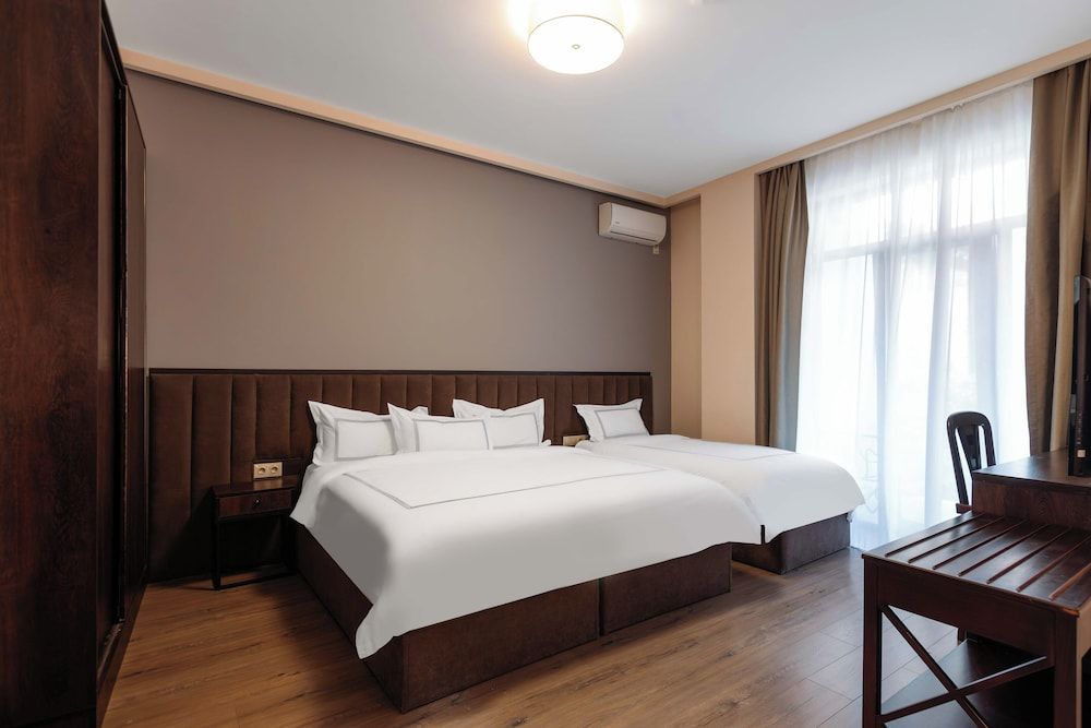 undefined Elea Old Tbilisi 2