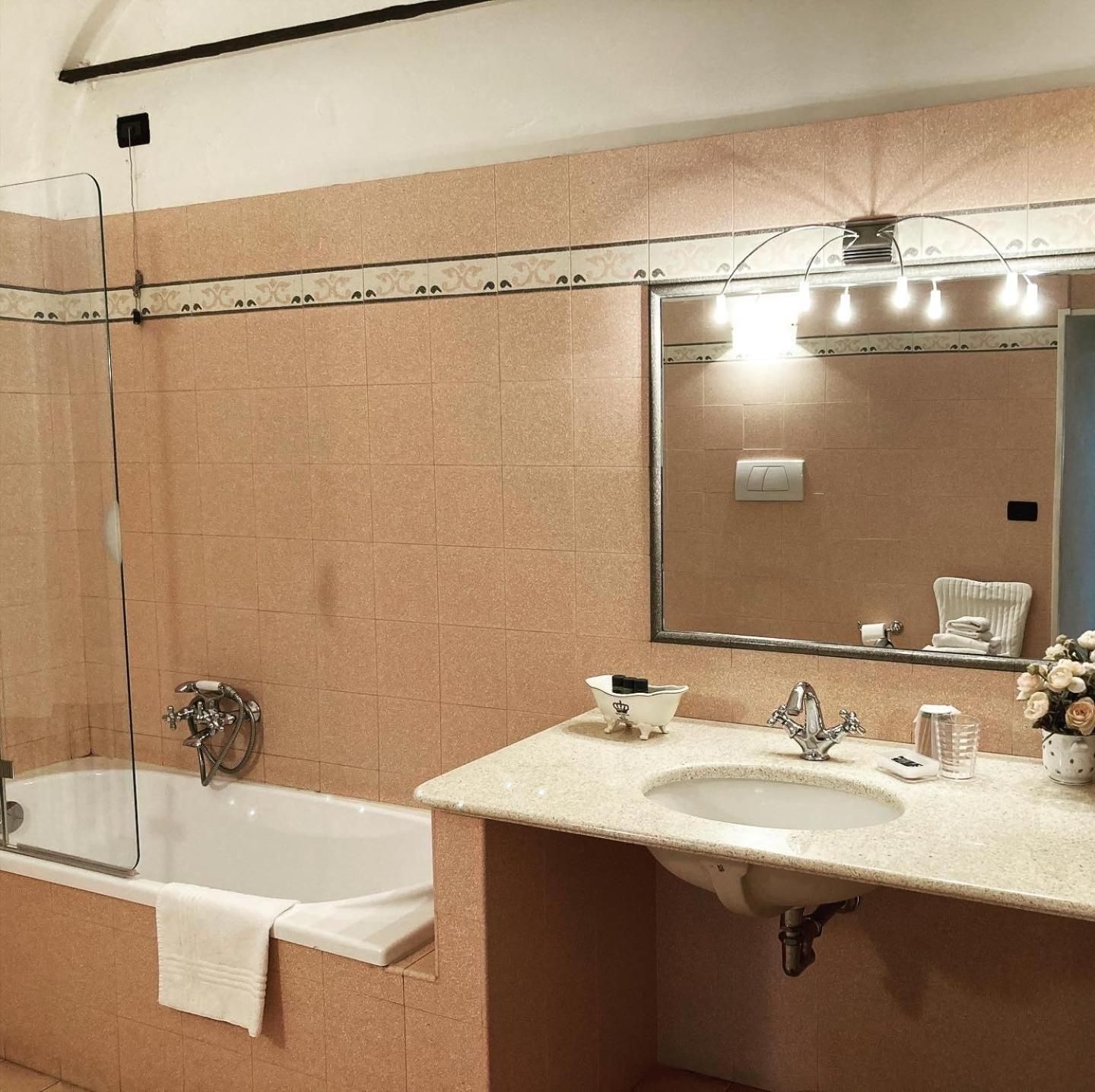 Suite (4 Adults)