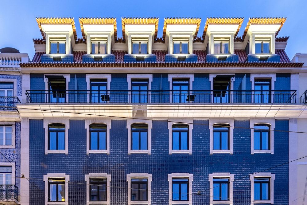 undefined 9Hotel Mercy 7