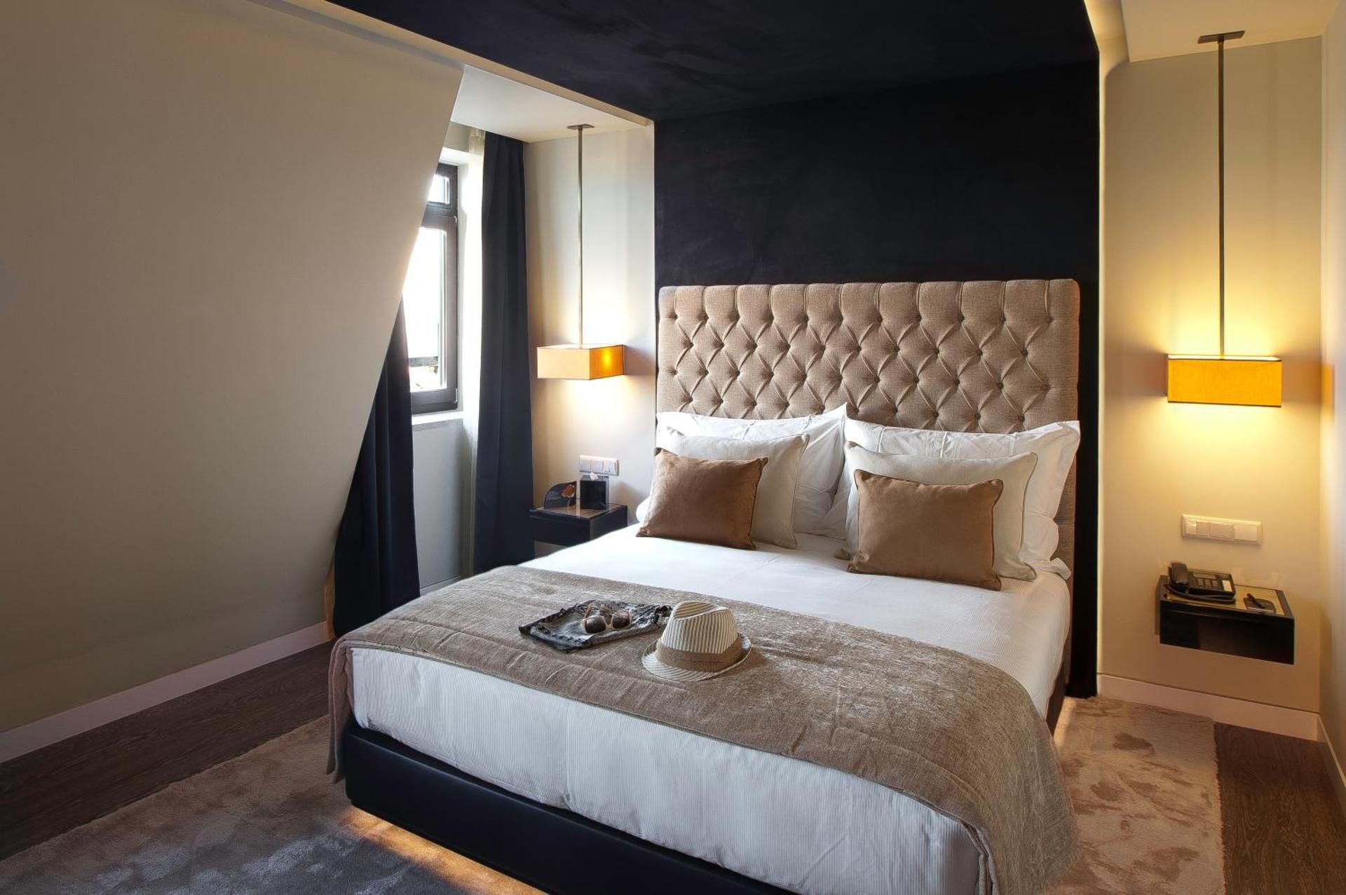 undefined 9Hotel Mercy 9