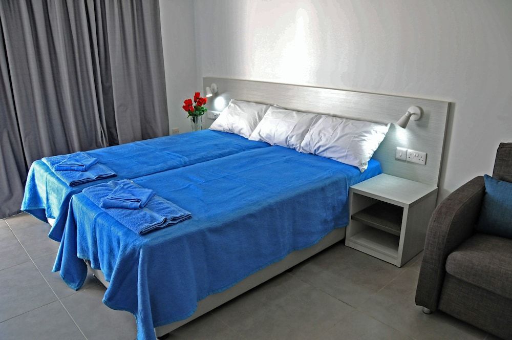 Deluxe Studio, City View