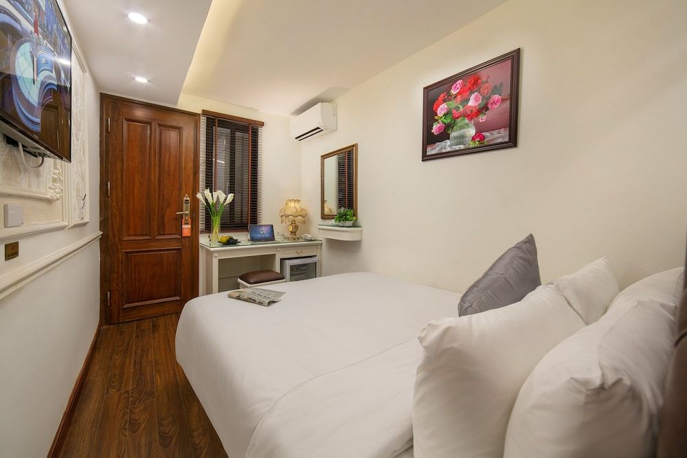 Trang Trang Luxury Hotel Superior Double Room 2