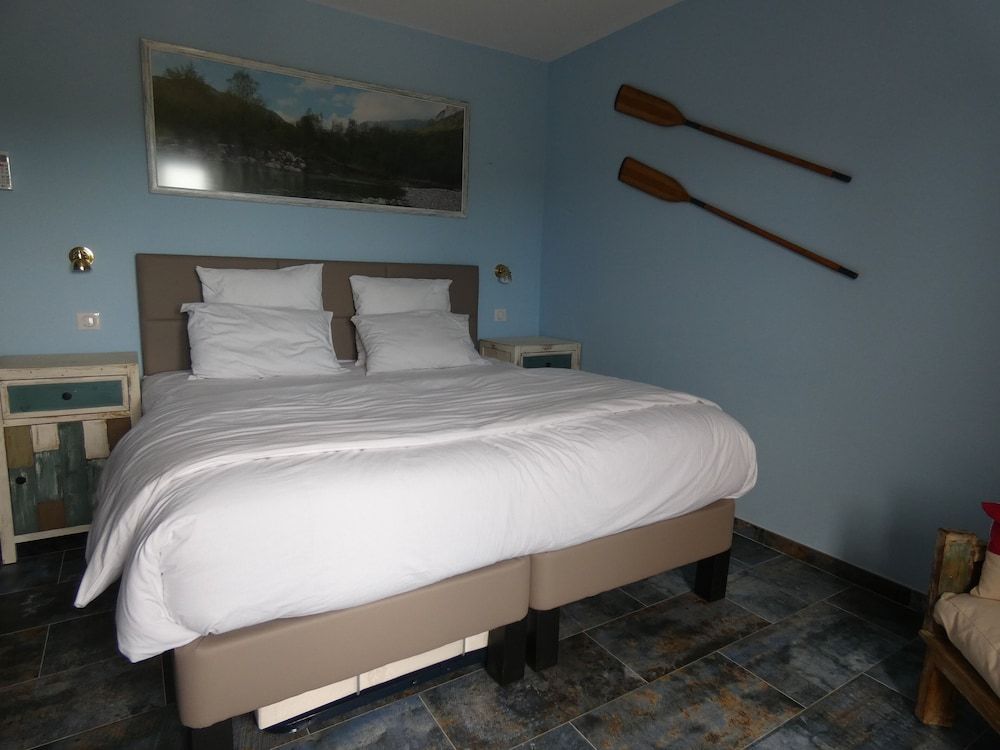 Signature Double Room, 1 Bedroom, Non Smoking, Garden View