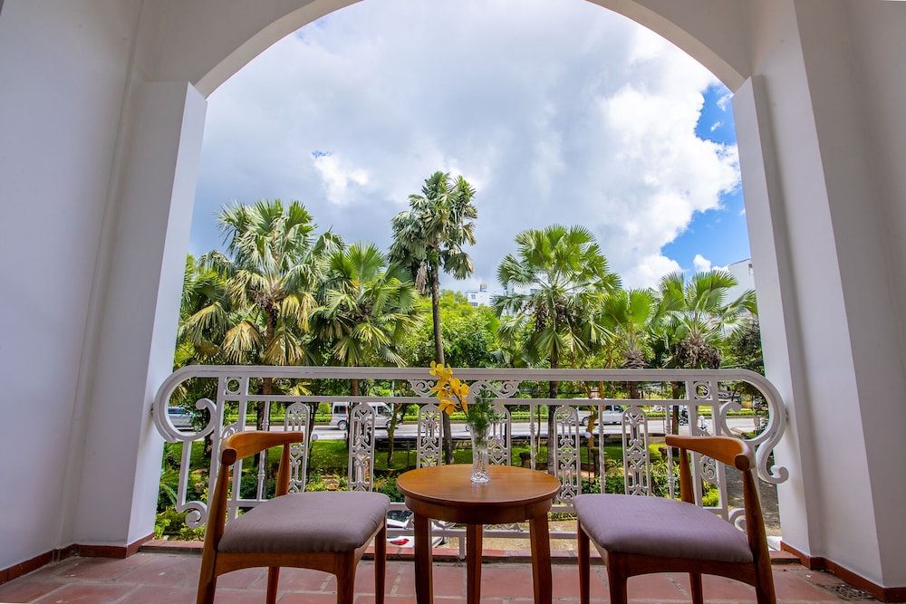 Sun Viet Resort Beach & Spa Deluxe Double or Twin Room, City View 5