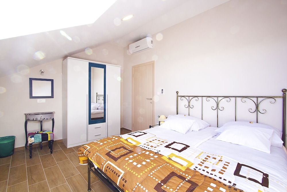 undefined Villa Ragusa Palace-Placa 5