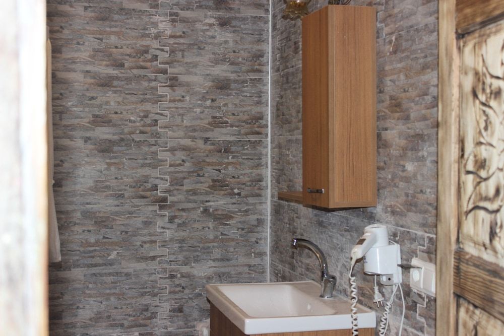 Antik Stone House Standard Room, 1 King Bed 4