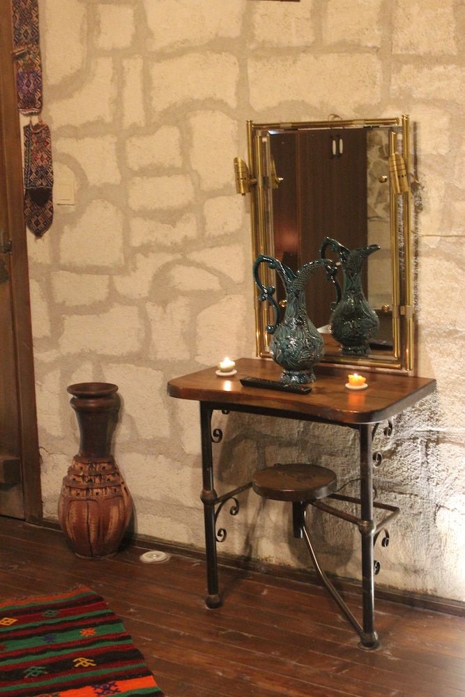 Antik Stone House Suite, 1 King Bed 11