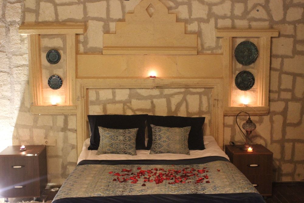 Antik Stone House Suite, 1 King Bed 9