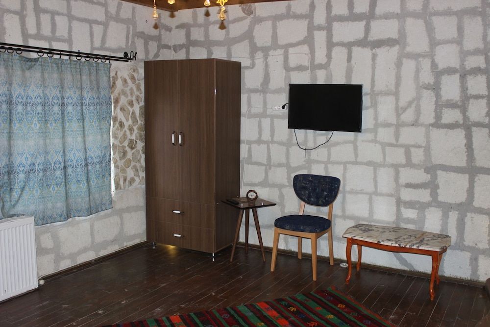 Antik Stone House Suite, 1 King Bed 5