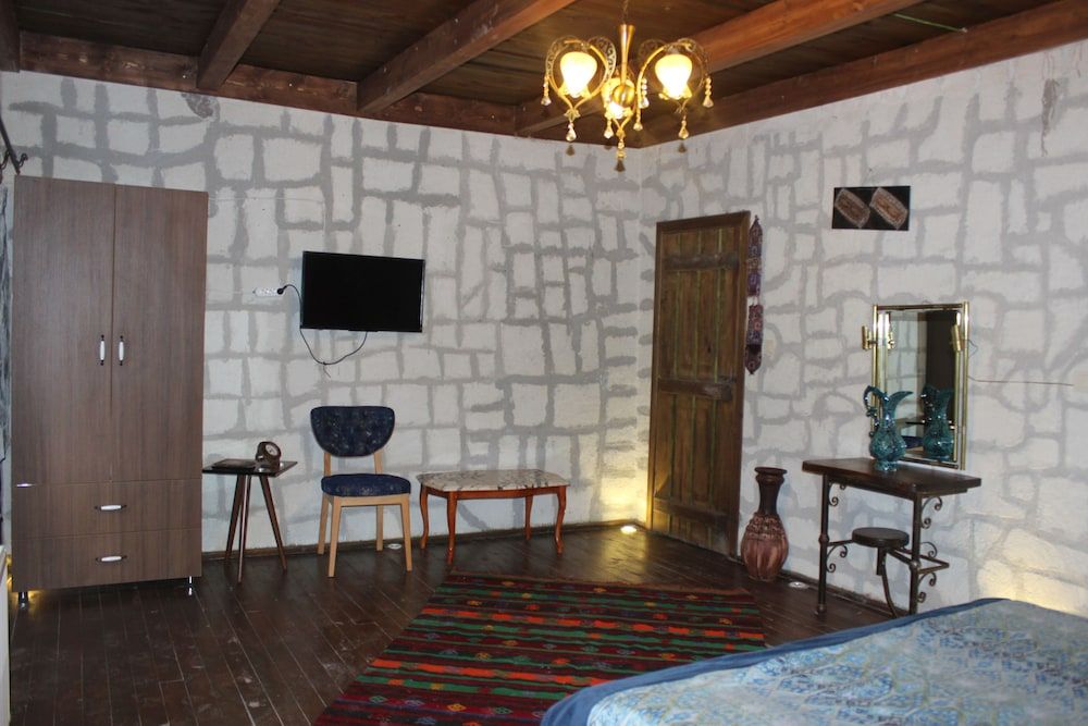 Antik Stone House Suite, 1 King Bed 2