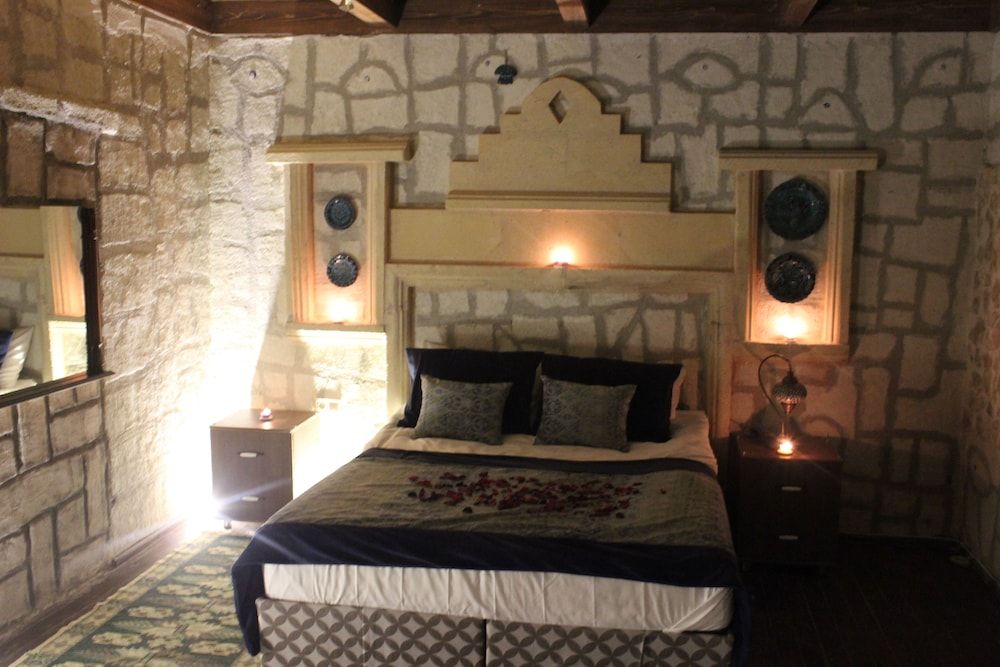 Antik Stone House Suite, 1 King Bed 7
