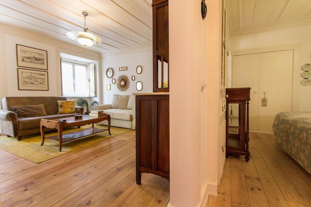 undefined Bairro Alto Vintage by Homing 6