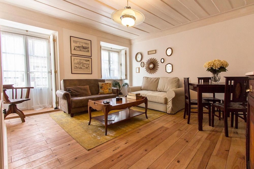 undefined Bairro Alto Vintage by Homing 3