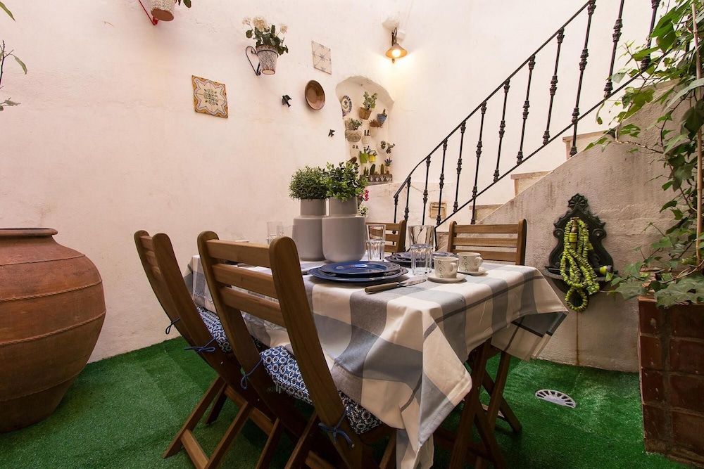 undefined Bairro Alto Vintage by Homing 2