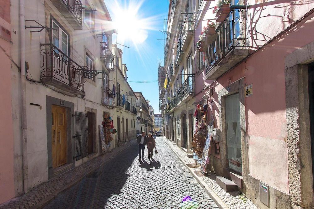 undefined Bairro Alto Vintage by Homing