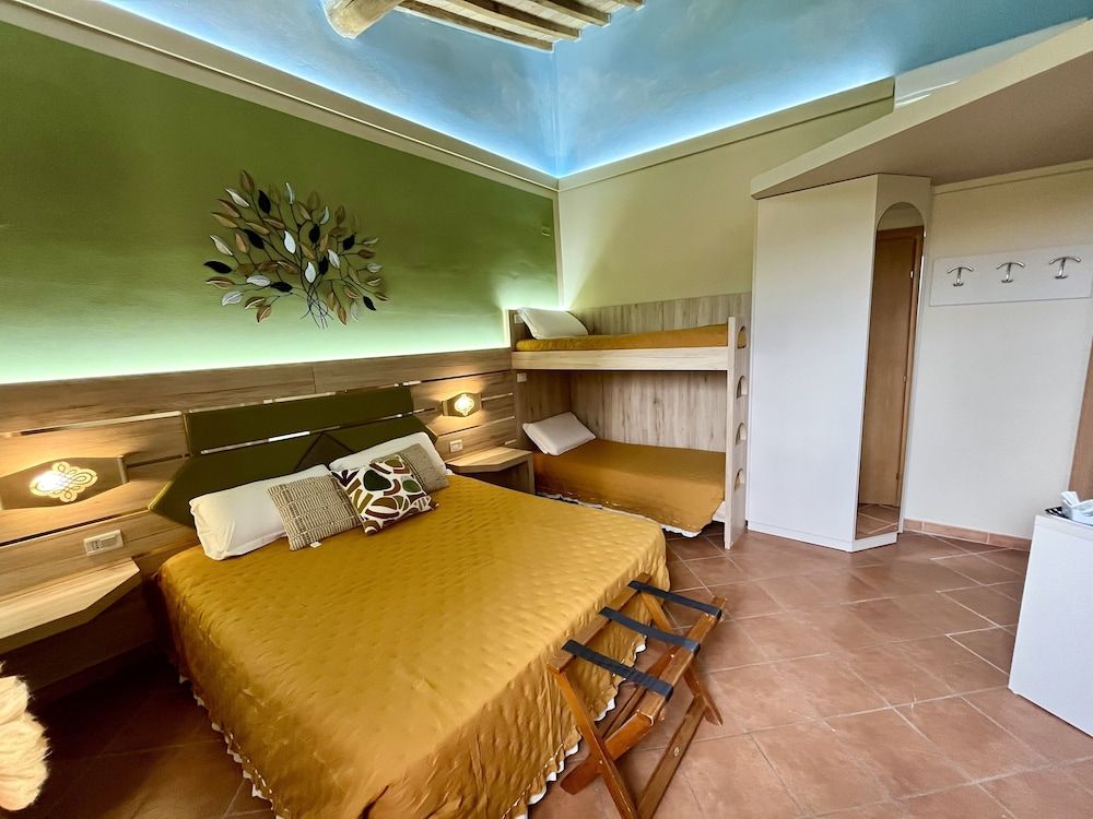 Family Room (Il Granaio)