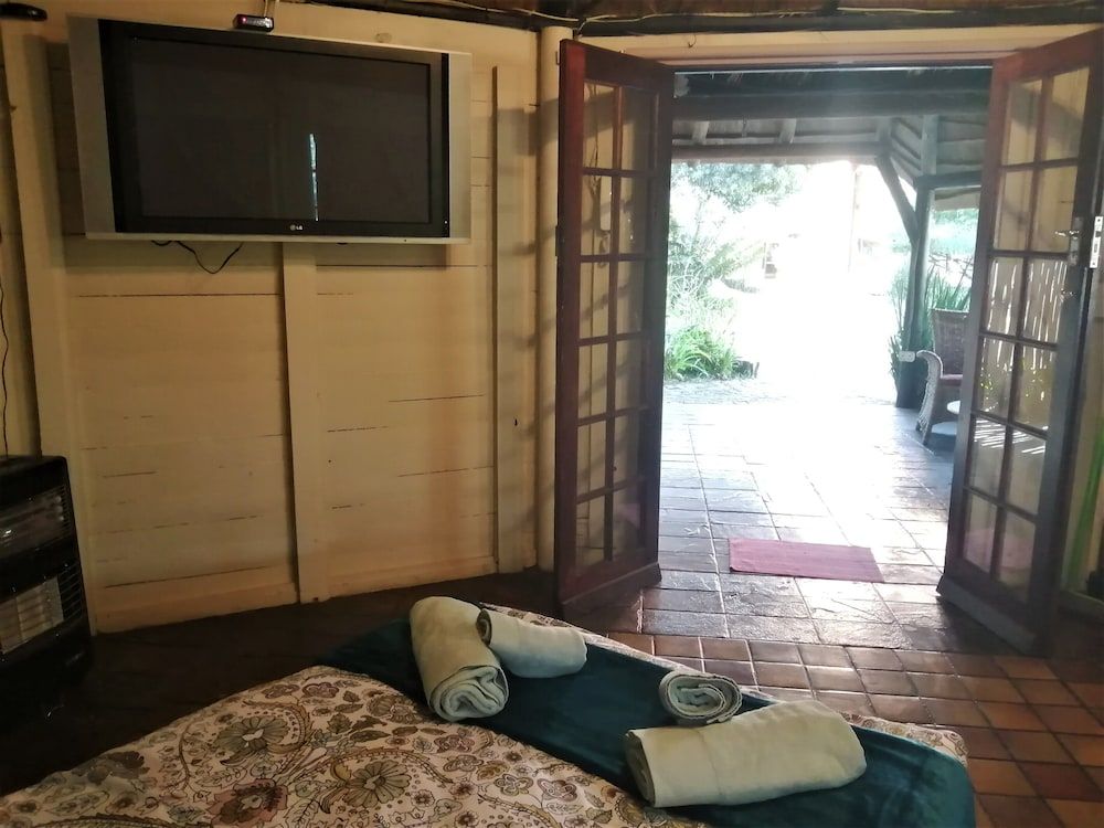 Ikamu's lodge Family Studio Suite (Kruger Cottage) 6
