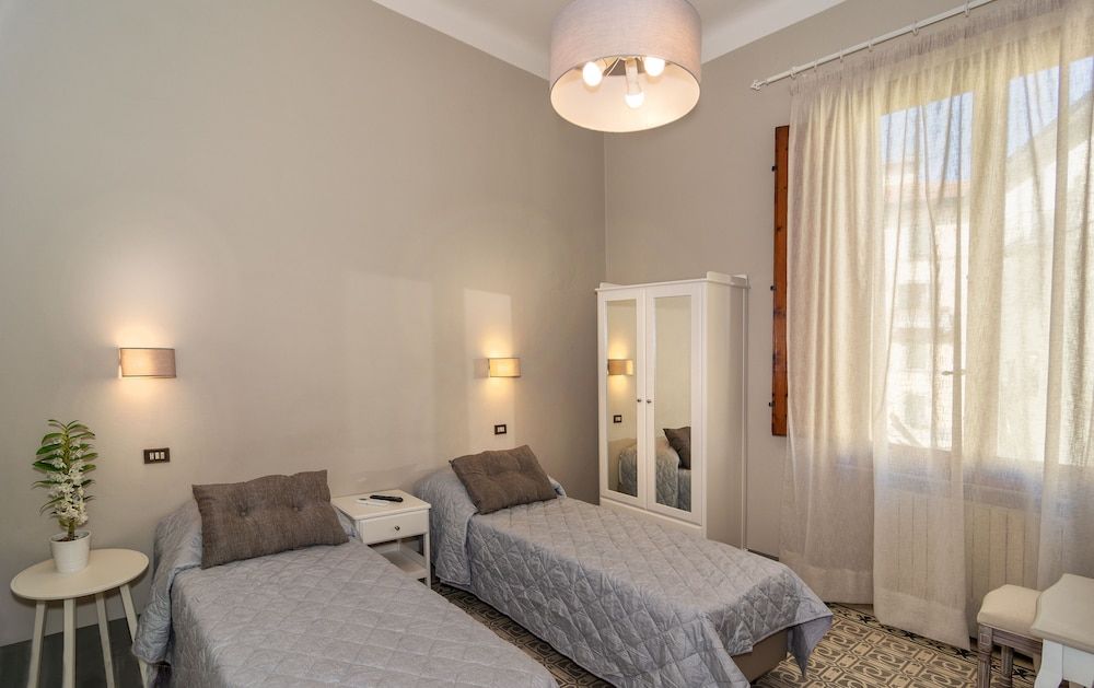 Villa Ricci Suites Family Suite, Connecting Rooms 3