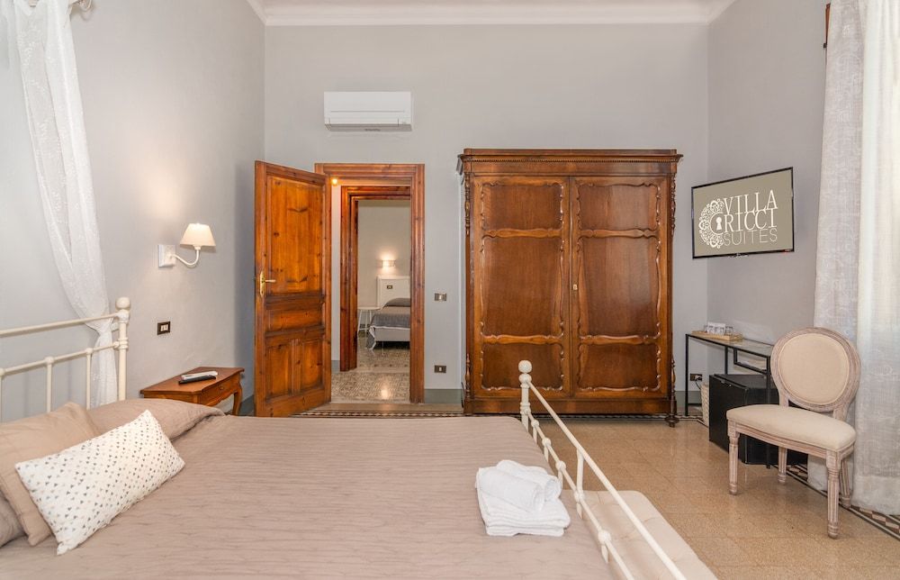 Villa Ricci Suites Family Suite, Connecting Rooms 7